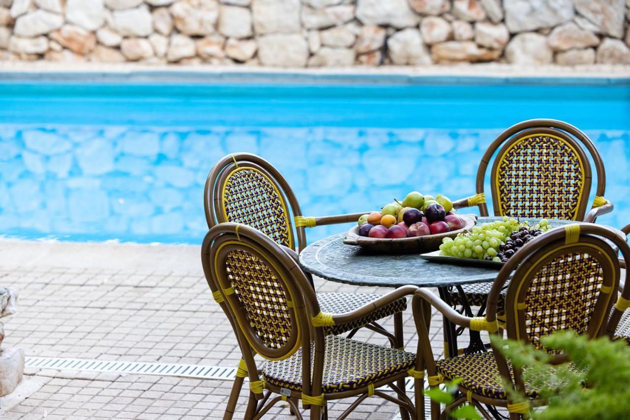 The House Rosh Pina - 2Brm With Pool 빌라 외부 사진